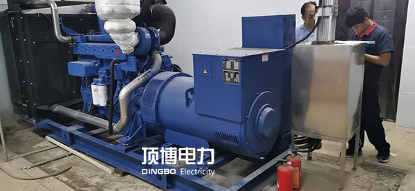 注意！柴油發(fā)電機(jī)上或周圍的灰塵、泥土和異物也是引起火災(zāi)或機(jī)組過熱的原因