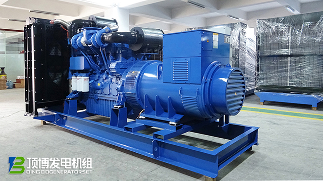 在購買柴油發電機時，如何平衡經濟成本與長期可靠性需求